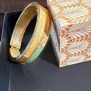 Vintage 1980s art deco Gold and Green enamel Bangle Bracelet
